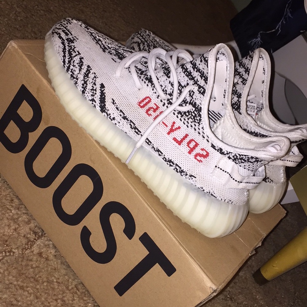Yeezy boost V2 Zebras